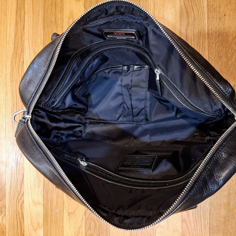 TUMI  Beacon Hill Men's   Lab tab bag / Brifecase Black  Leather Bag OS  TUMI - Picture 6 of 7